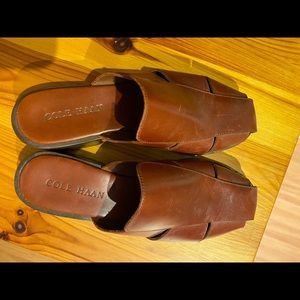 Clogs